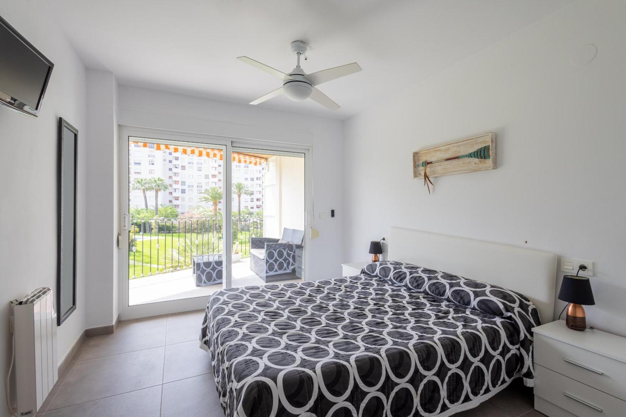 Apartament Residencia De Lujo Frente Al Mar Playa de Gandia Zewnętrze zdjęcie